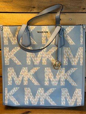 Michael Kors Kenly Large Light Blue Tote with MK Logo Gold Charm